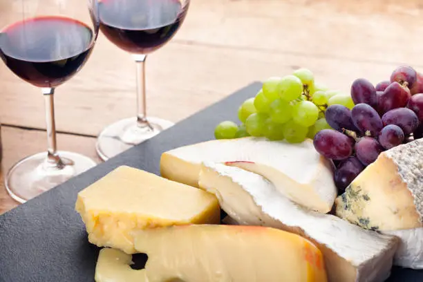 Why Use a Slate Cheese Board?